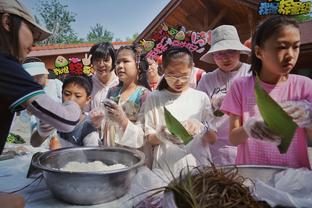 小温德尔-卡特：防守恩比德太难了 他是一个造犯规的天才